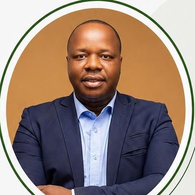 Portrait of Proctor Chikwanya